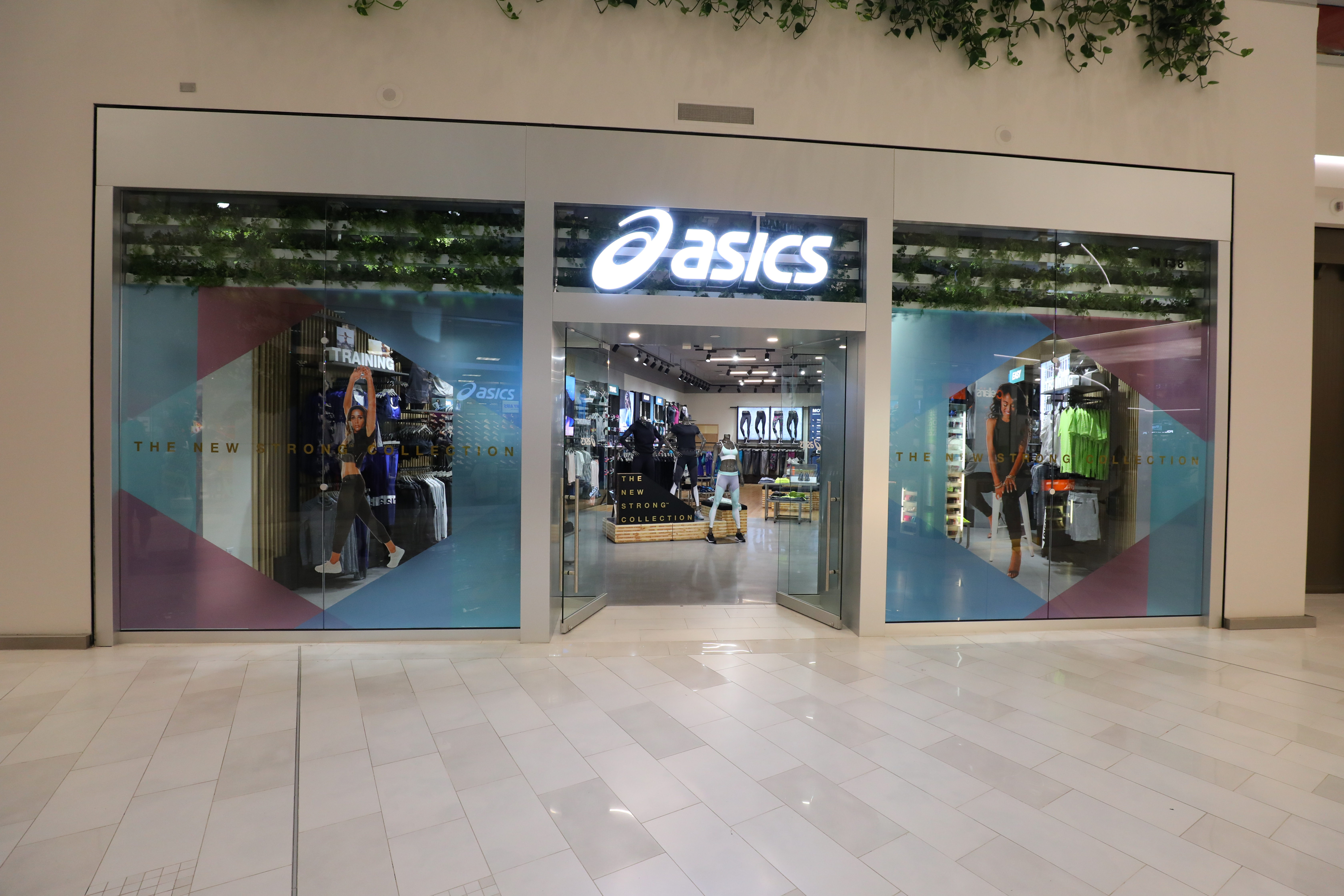 asics store harbour town