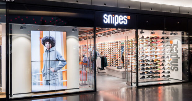 snipes sneaker store