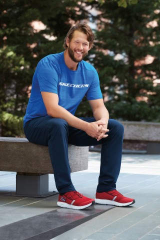 transfusion pebermynte jeg er tørstig Skechers Signs Dodgers' Ace Clayton Kershaw to Pitch - Footwear Plus  Magazine