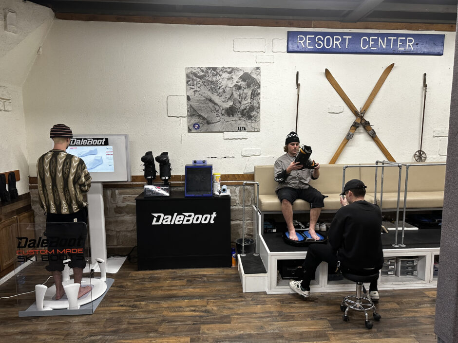 Aetrex foot scanning technology at DaleBoot